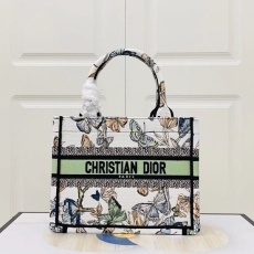 Christian Dior Shopping Bags